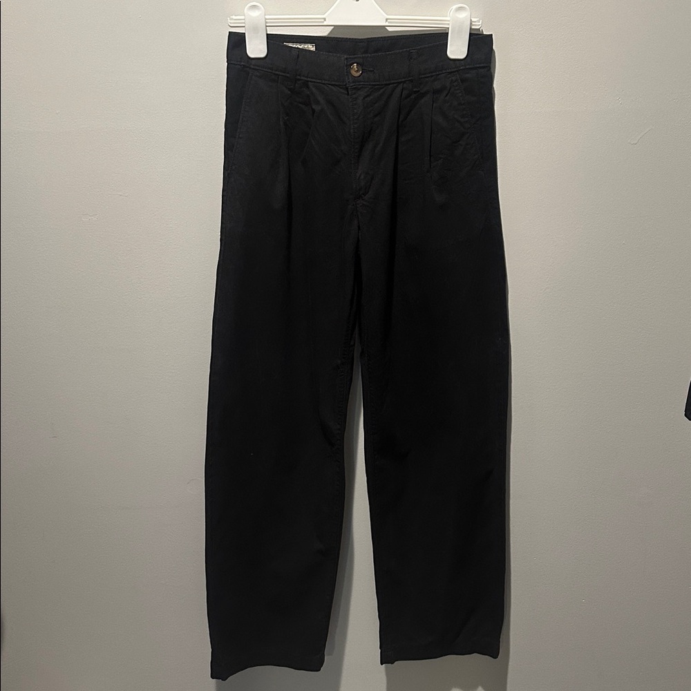 Women’s Black Levi’s Trousers